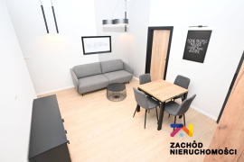 Atrakcyjny apartament z tarasem w centrum